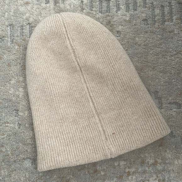 Roots Beige Beanie - Picture 2 of 4